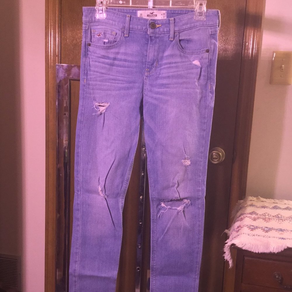 Hollister Distressed Jeans, Size 3R